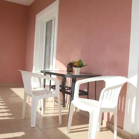 Paradiso Apartment